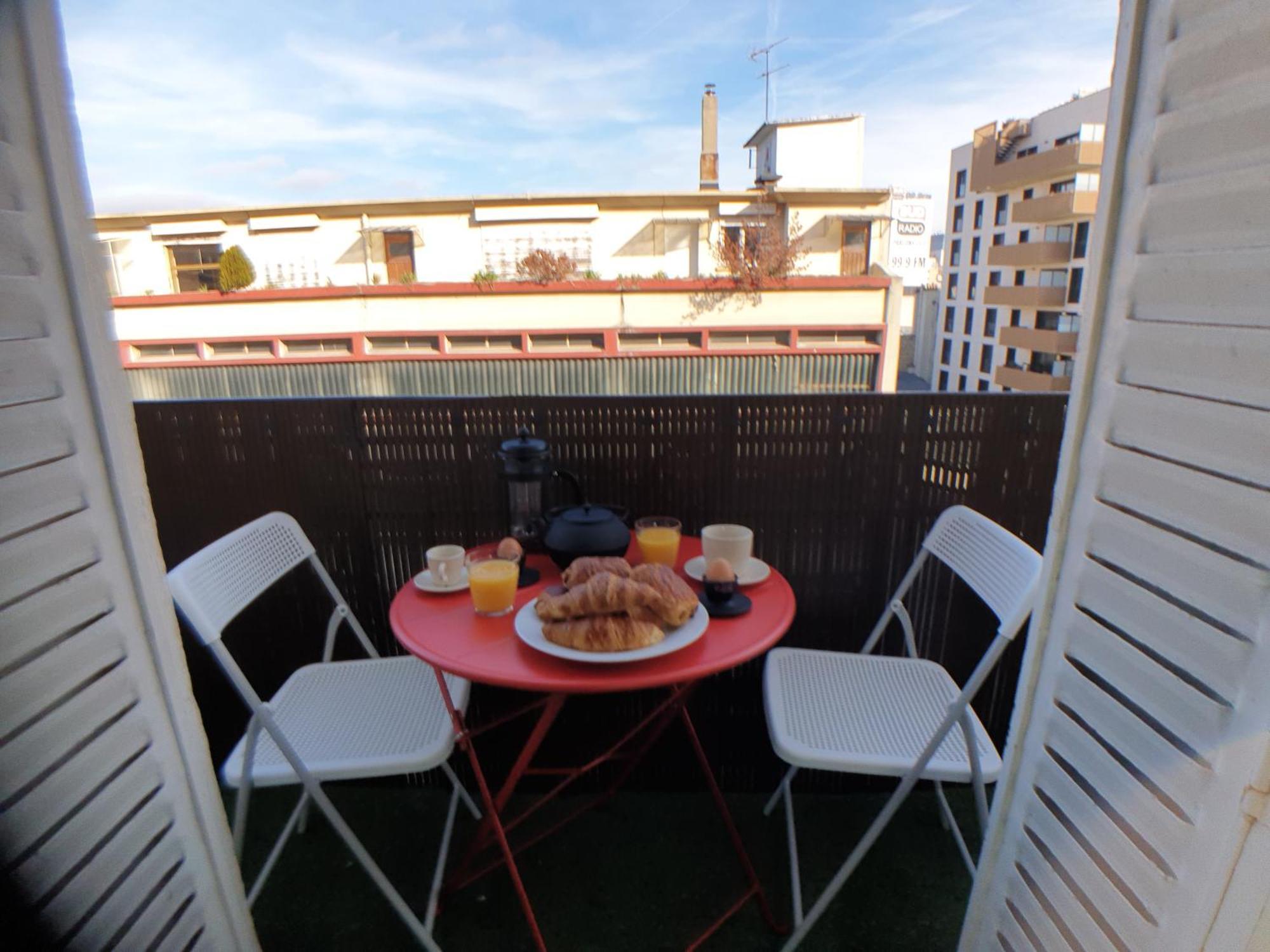 Amazing Apartment A Stone'S Throw From The City Of Lights - Paris Clichy Dış mekan fotoğraf